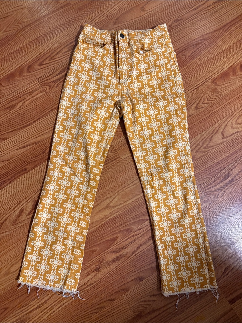 Zara High-Rise Jeans